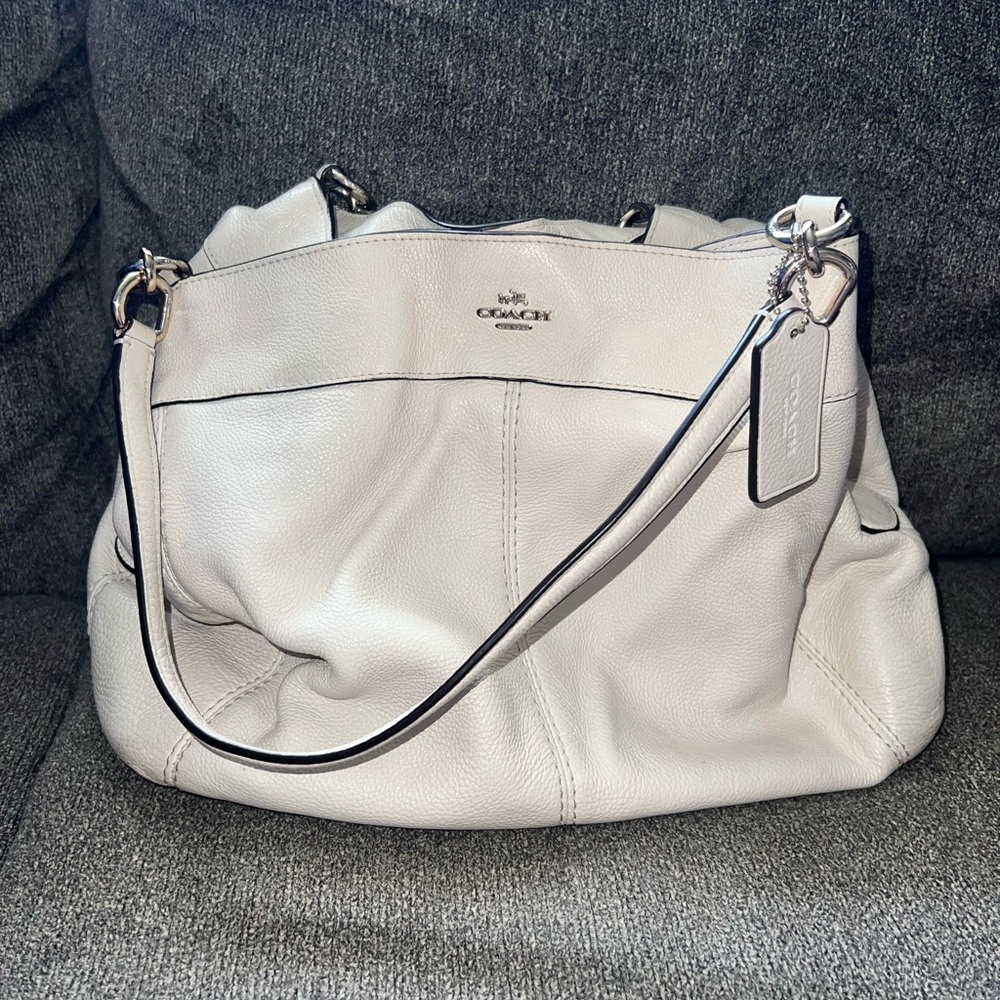 COACH PURSE GOOD CONDITION!